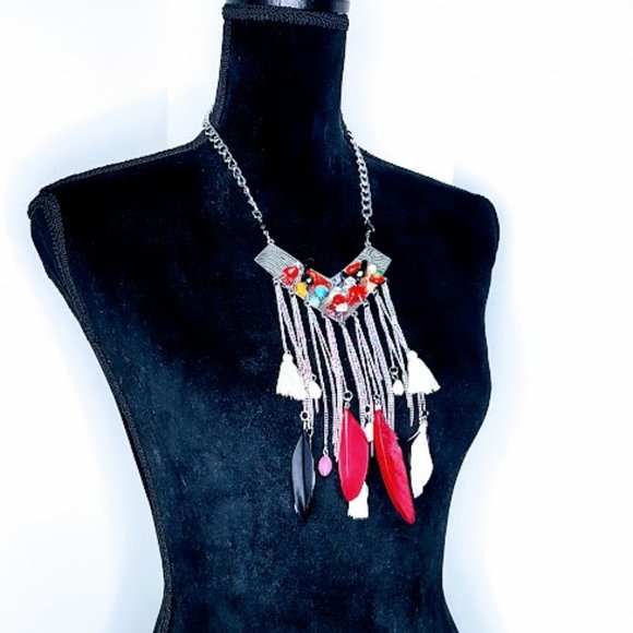 #J30 Silver Fashion Necklace with Feathers - Picture 3 of 6